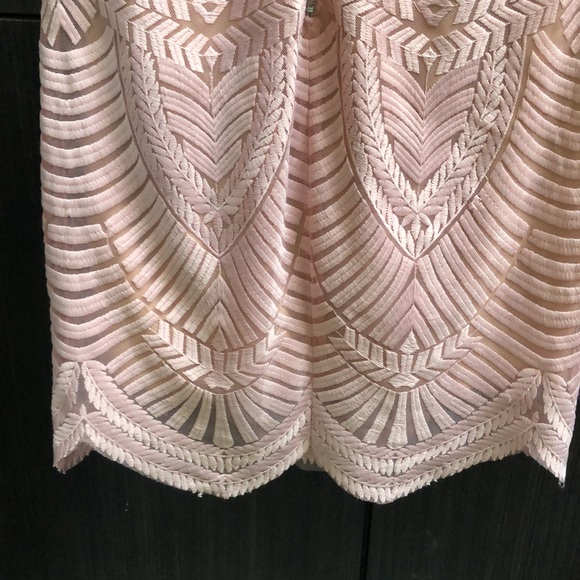 Bardot pink dress size small US size 6, UK size 10. Fits more like size 4-6 - Picture 6 of 8